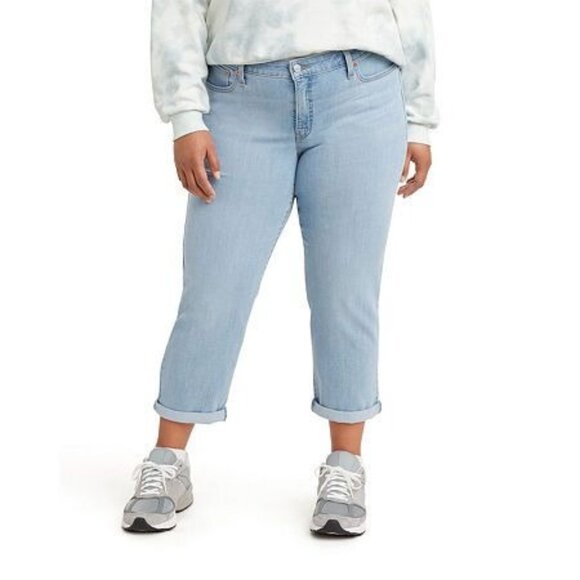Levi's Trendy Plus Size Boyfriend Jeans - 16W - Picture 1 of 3